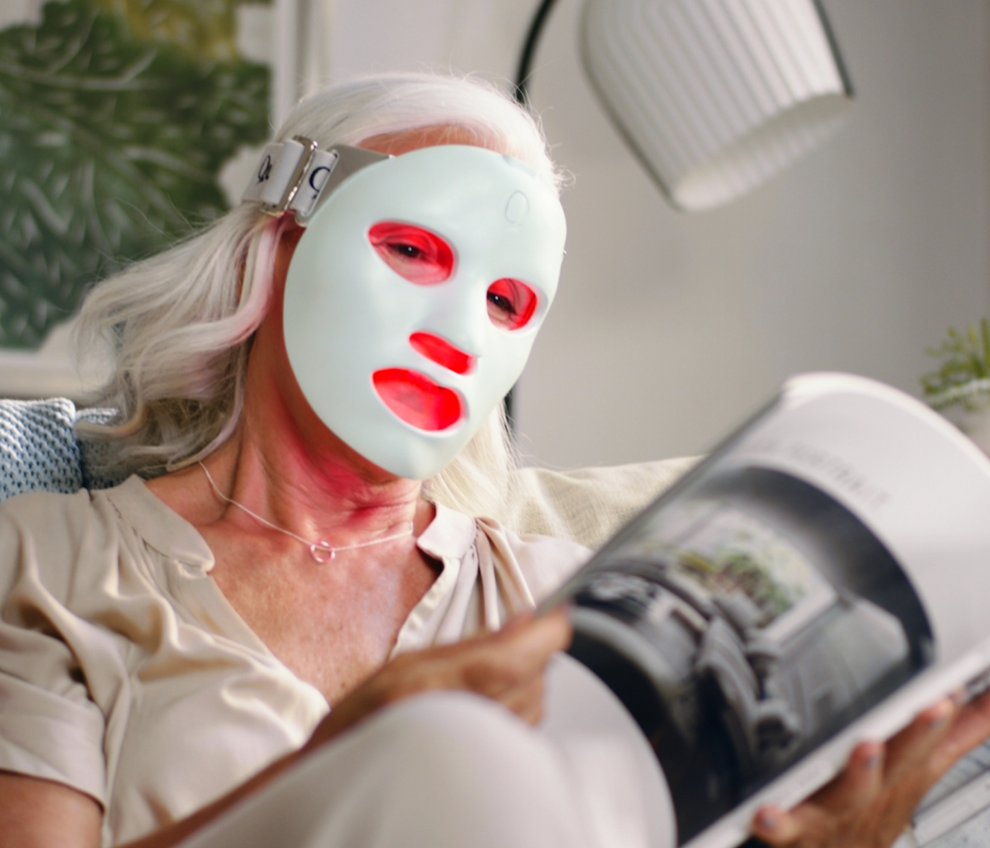 Q-Rejuvalight Pro-Facewear